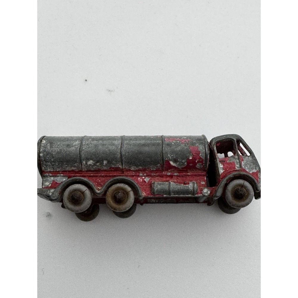 Vintage Lesney Red Oil Tanker Truck Die Cast Car England 1:64 Scale 3in